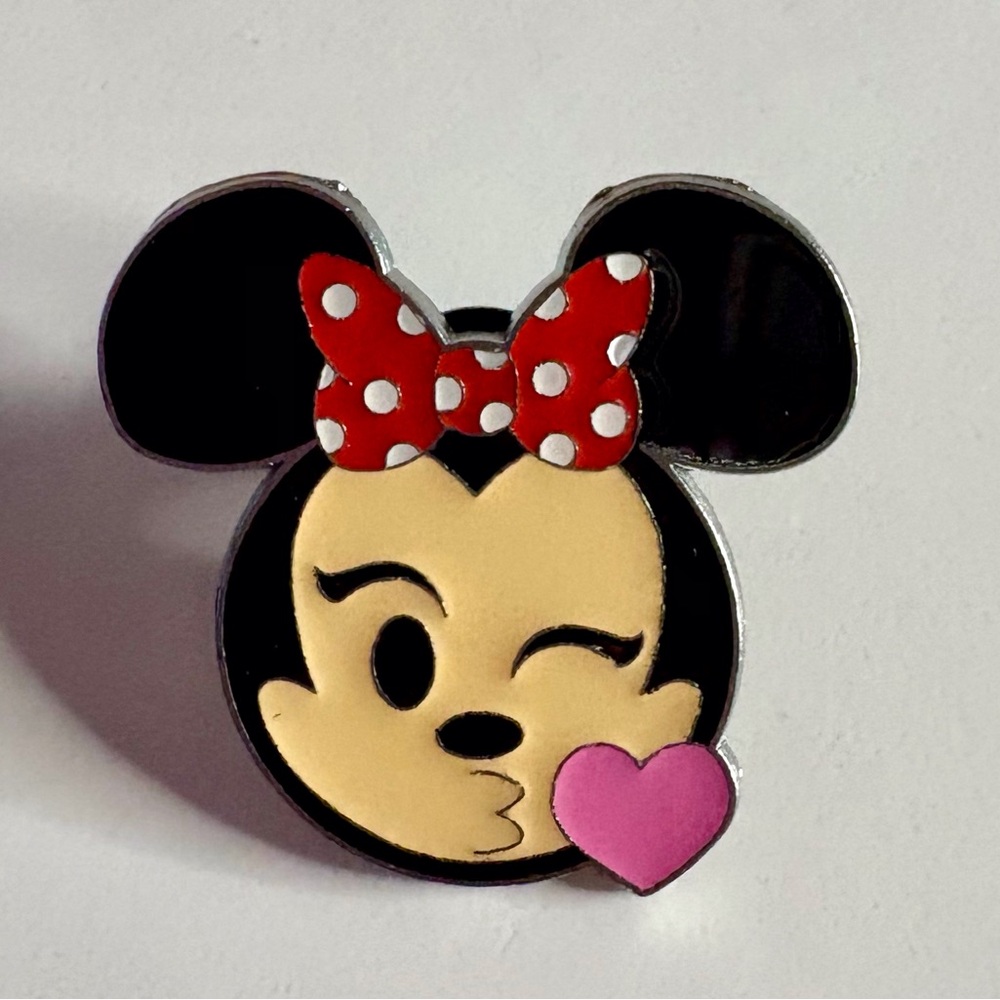 3/$25 Disney Trading Pins Emoji Minnie Mouse